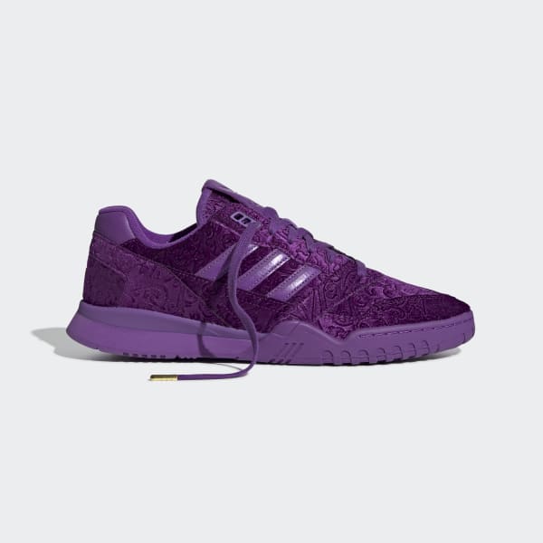 purple training shoes