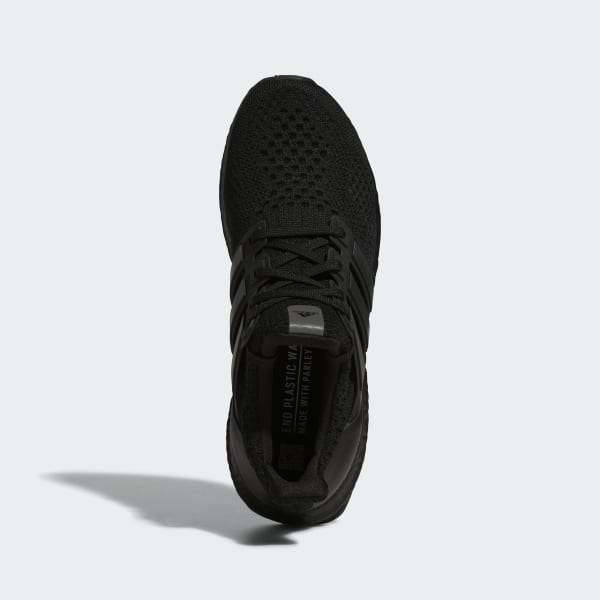 Adidas ultra boost 5.0 triple black quito 2025