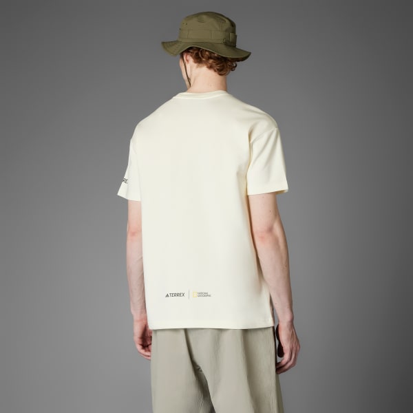 ベージュ ナショナル グラフィック UF AEROREADY グラフィックTシャツ