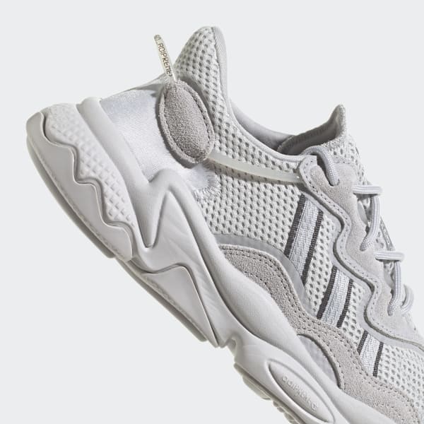Adidas originals ozweego negras vector top