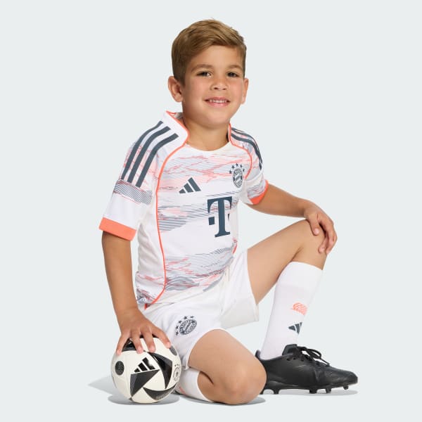 White FC Bayern 25/26 Away Mini Kit Kids