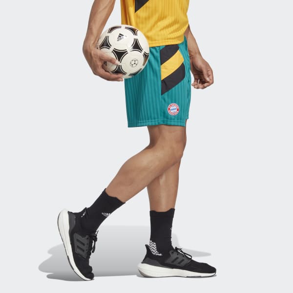 Grun FC Bayern München Icon Shorts