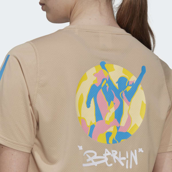 Beige Berlin Marathon 2022 Running Icons T-shirt EDJ98