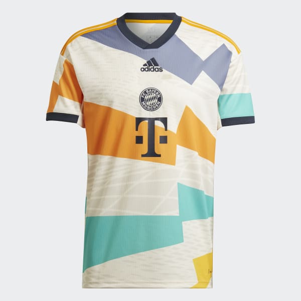 Bezowy FC Bayern 22/23 Fourth Jersey