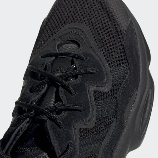 vlam Verder kast OZWEEGO Shoes - Black | EE6999 | adidas US