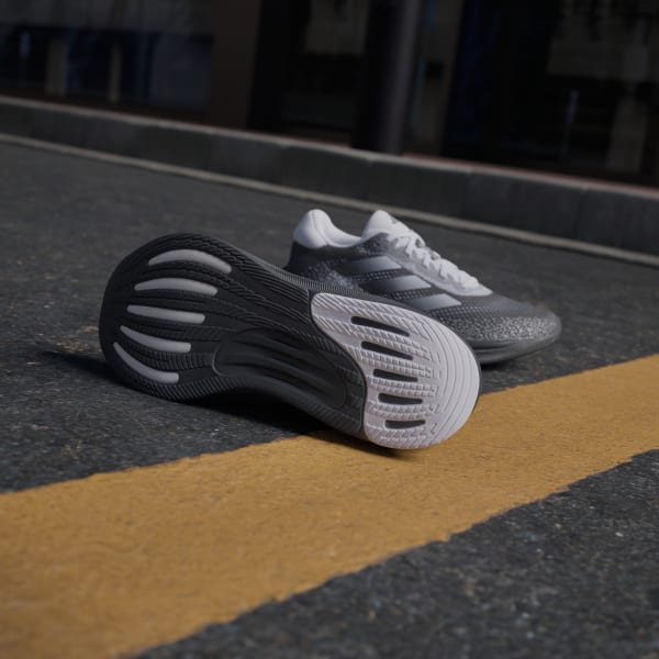 White Supernova Stride Running Shoes