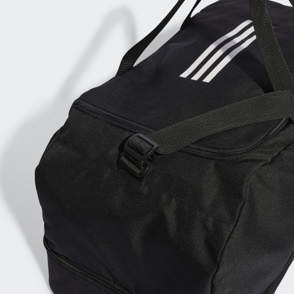 adidas USA 94サッカー ダッフルバッグ 大容量FIFAワールドカップ L_HS9744_db02_standard.jpg
