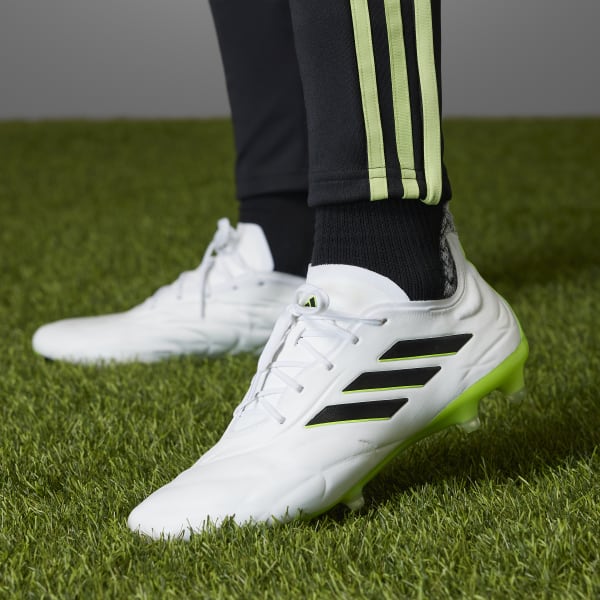 Chuteira Copa Pure II.1 Campo - Branco adidas | adidas Brasil