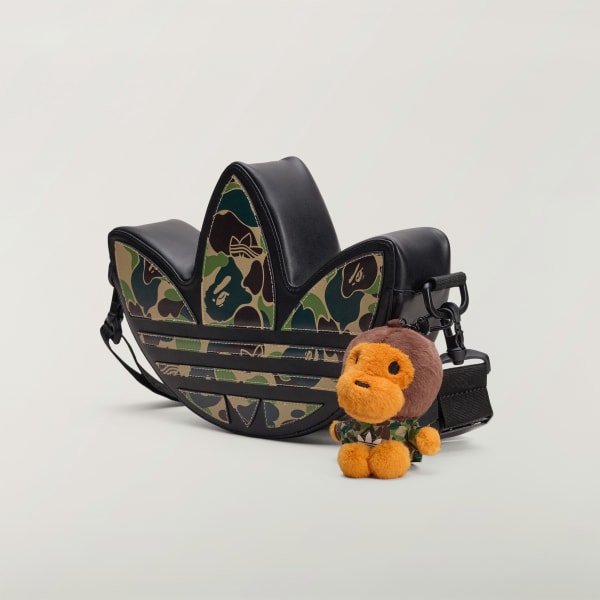 สีดำ กระเป๋าสะพายไหล่ TREFOIL BAPE