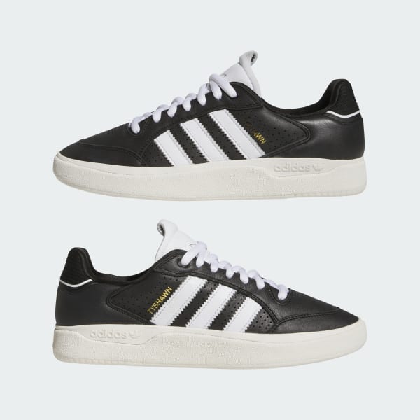 adidas Tyshawn Low Shoes - Black | Free Shipping with