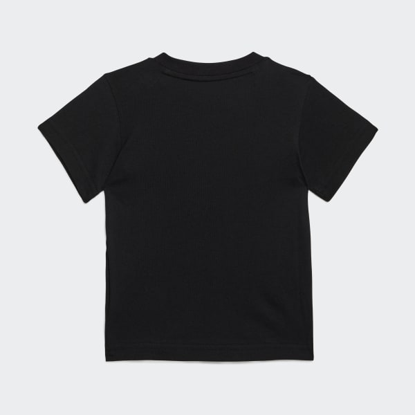 Negro Conjunto de Remera y Shorts Essentials