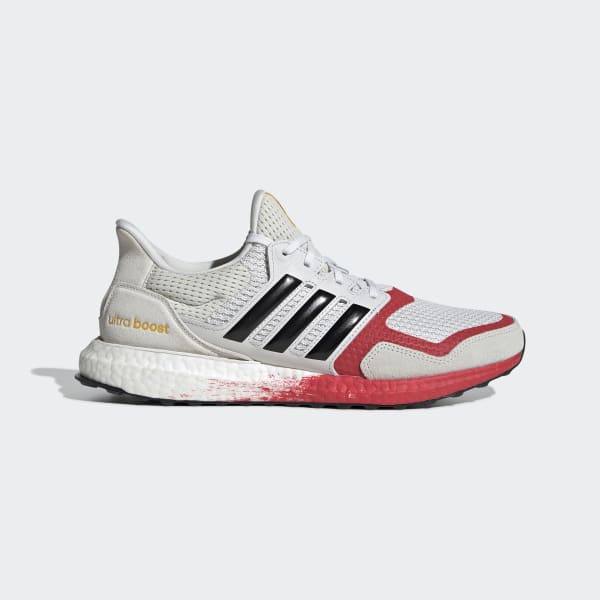 Cloud white active red ultra boost store