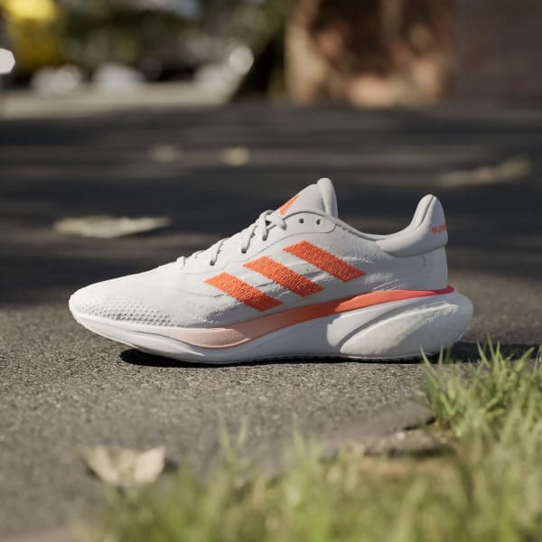 Branco Tênis de Corrida Supernova 3