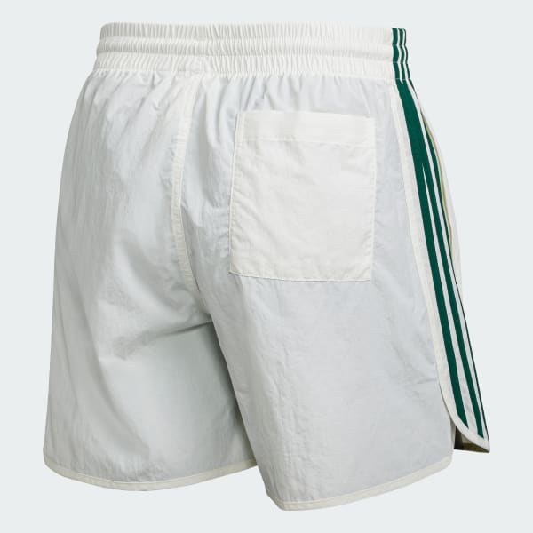 White 아디컬러 클래식 스프린터 쇼츠