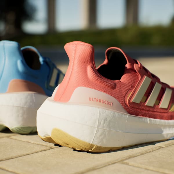 アディダス ウルトラブースト ライト / Ultraboost Light