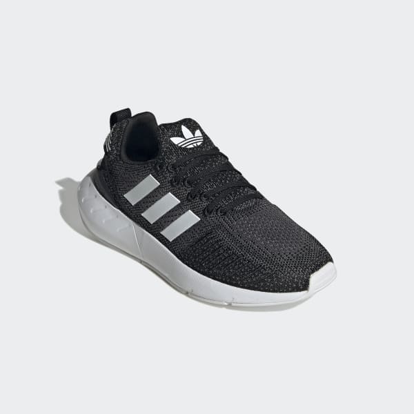 Preto Sapatilhas Swift Run 22
