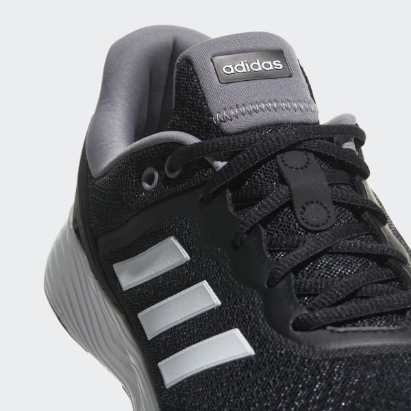 tenis adidas fluidcloud