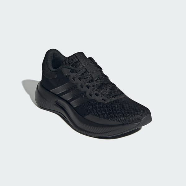 Hitam sepatu Running Treadmove