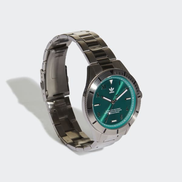 Adidas limited edition top watch