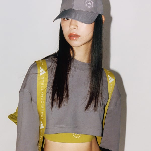 สีน้ำตาล เสื้อวอร์มทรงครอป adidas by Stella McCartney TrueCasuals