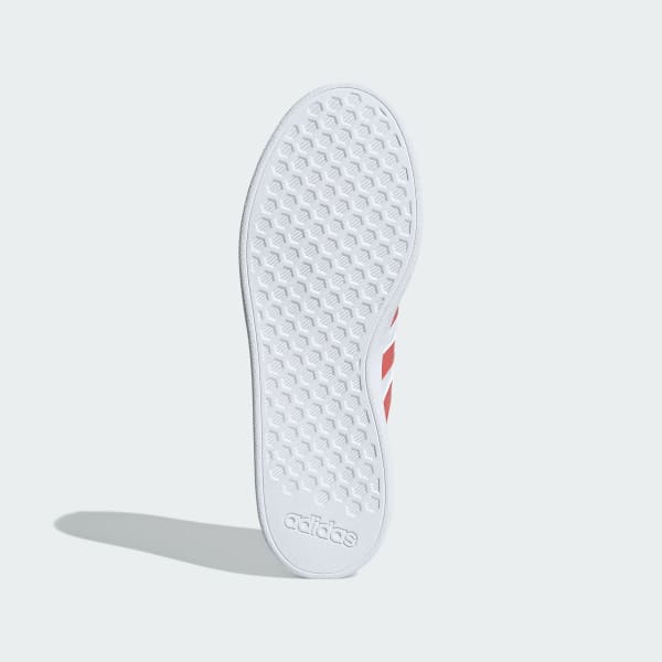 White Grand Court TD Lifestyle Court Casual Shoes