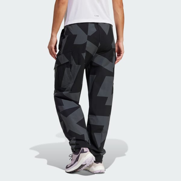 zwart Terrex Xploric Cargobroek met Print