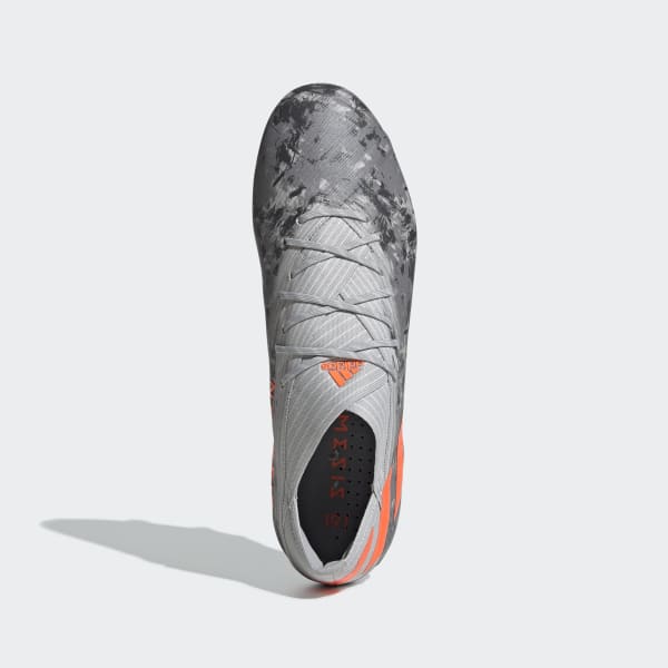 Gris Calzado de Fútbol Nemeziz 19.1 Terreno Firme