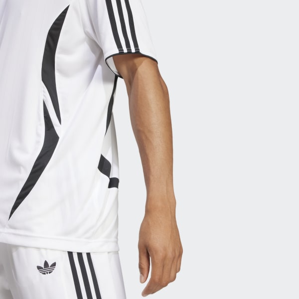 ★★Adairs★★ Team Geist Loose Tea White JD0253 CLOTHING - Adicolor Teamgeist Loose Tee - White | adidas Oman