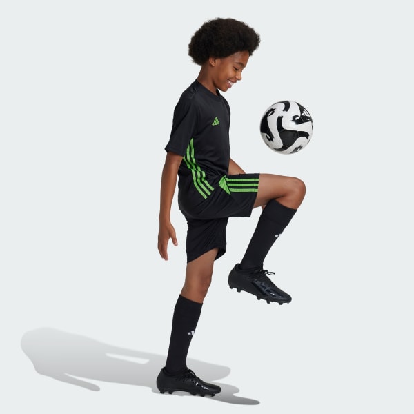 Svart Tiro 24 Shorts