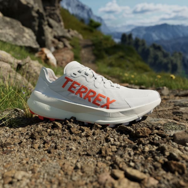 biela Tenisky Terrex Agravic Speed Trail Running