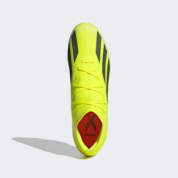 Crampon 2025 adidas jaune