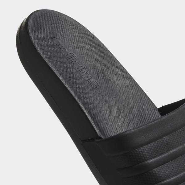 adilette Cloudfoam Plus Mono