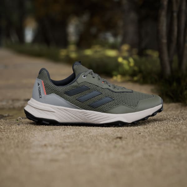 Adidas fashion outdoor terrex tracefinder