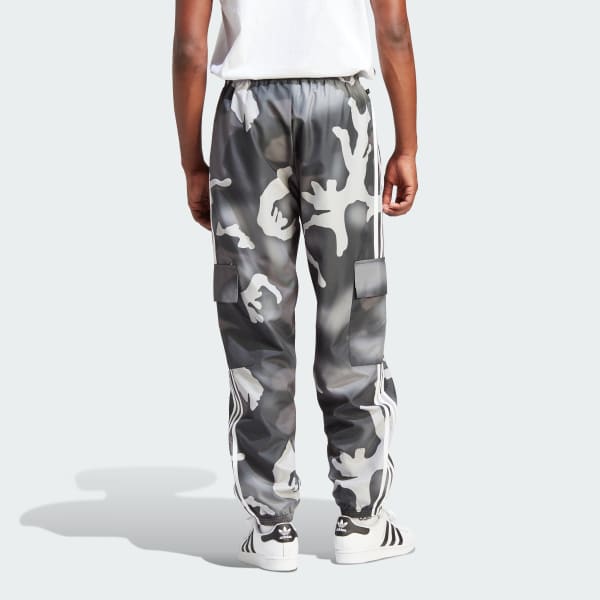 Buy Men Black Mid Rise Camo Cargos Online In India