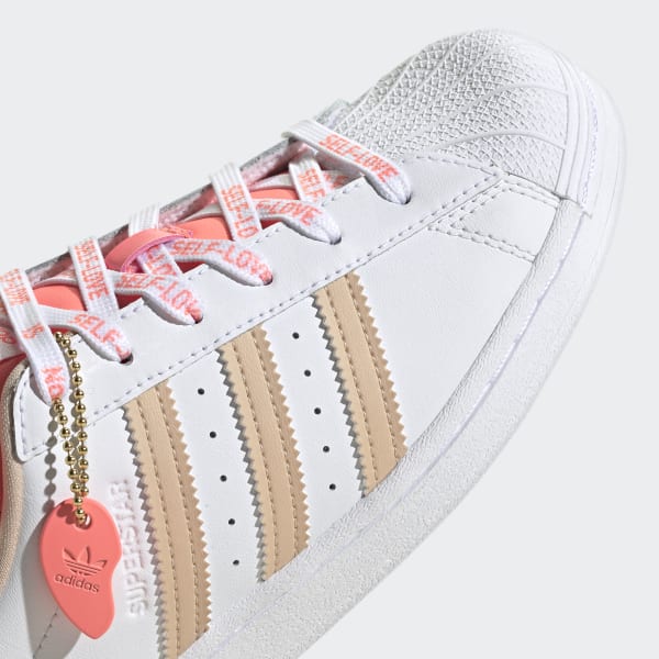 Adidas deals superstar love