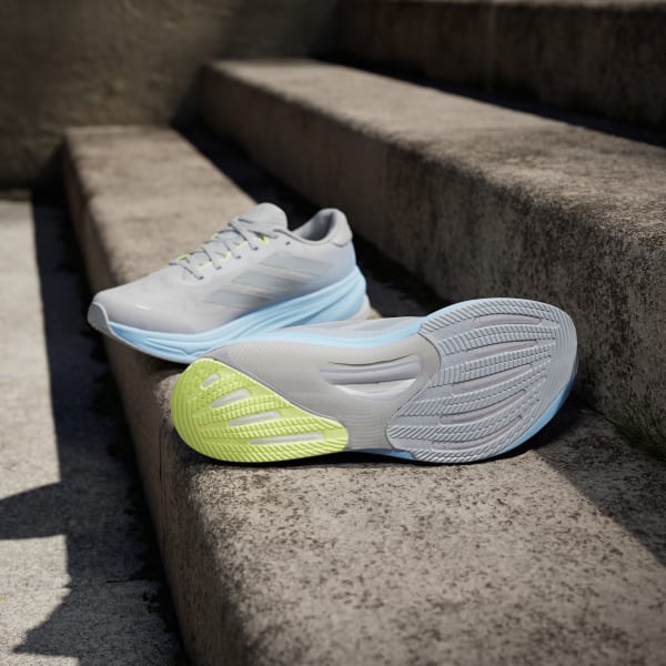 สีเทา รองเท้าวิ่ง Supernova Rise 2