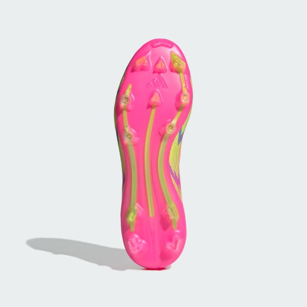 Rosado Zapatos de futbol F50 Pro Mid Terreno Firme