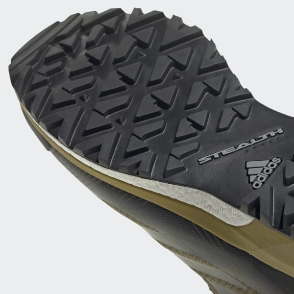 Zielony Terrex Conrax BOA RAIN.RDY Hiking Shoes CCV94