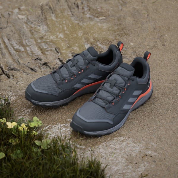 アディダス トレースロッカー 2.0 GORE-TEX トレイルランニング