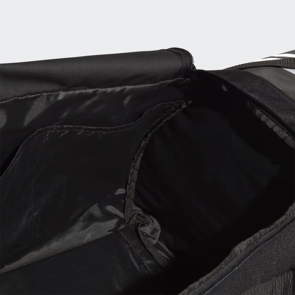 large duffel bag with wheels