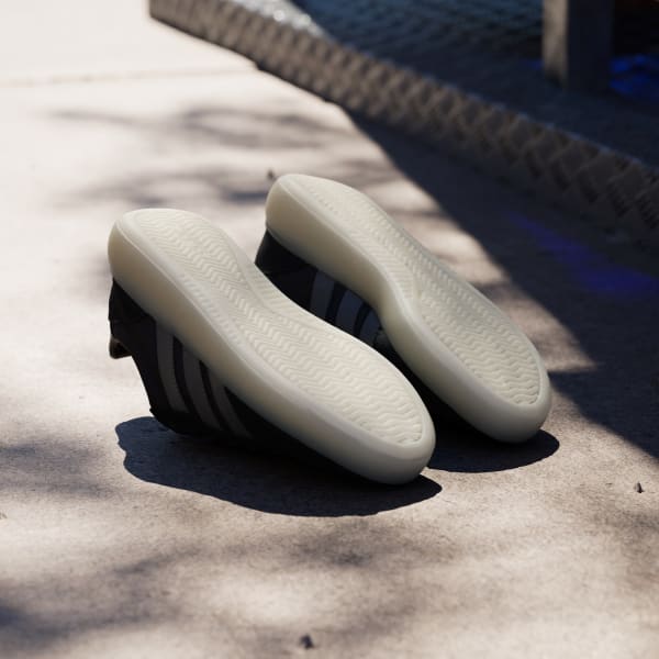 Hitam Sepatu Barreda Decode