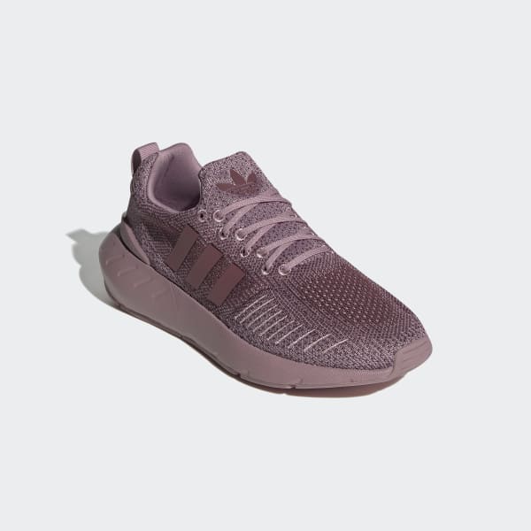 Morado Tenis Swift Run 22