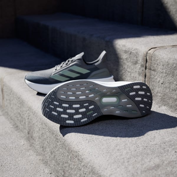 สีเทา รองเท้า Ultraboost 5x