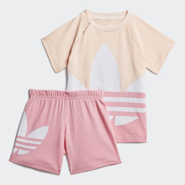 Conjunto Shorts y Playera Trifolio Grande UNISEX