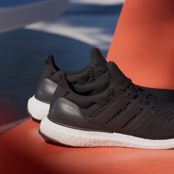 Adidas Women s Ultraboost 1.0 DNA Shoes Size 6 Black White