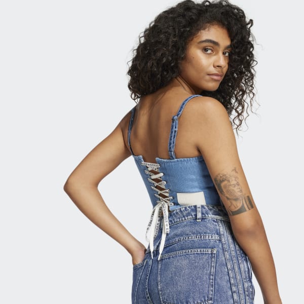 adidas デニムビスチェ adidas Originalsのアイテムを使った「ビスチェ×デニム」の人気