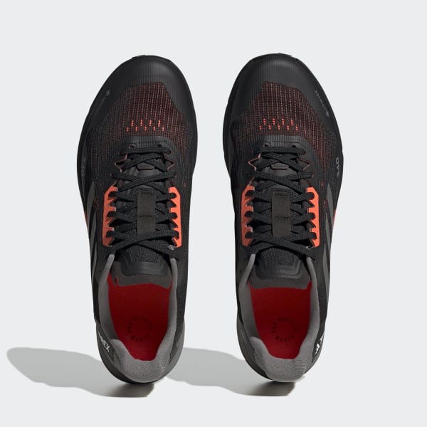 Schwarz TERREX Agravic Flow GORE-TEX Trailrunning-Schuh 2.0