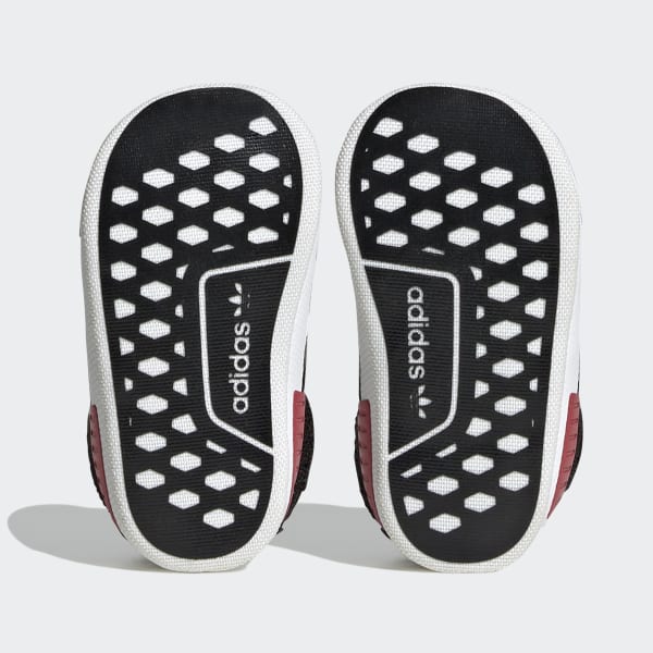 Adidas nmd nere con punta lucida hotsell