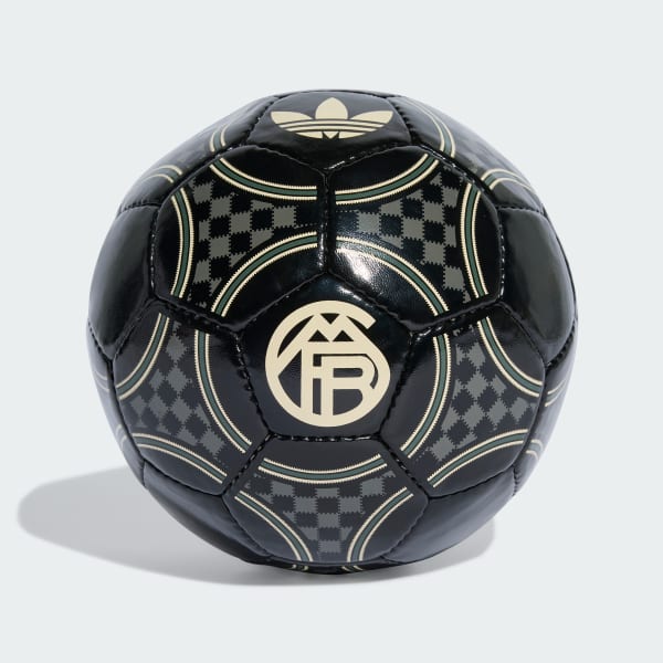 Negro Balón FC Bayern Third Club