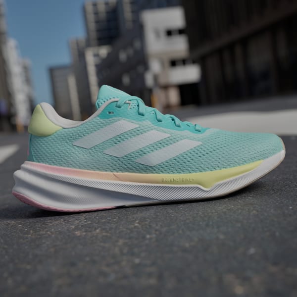 Turquoise Supernova Stride Running Shoes